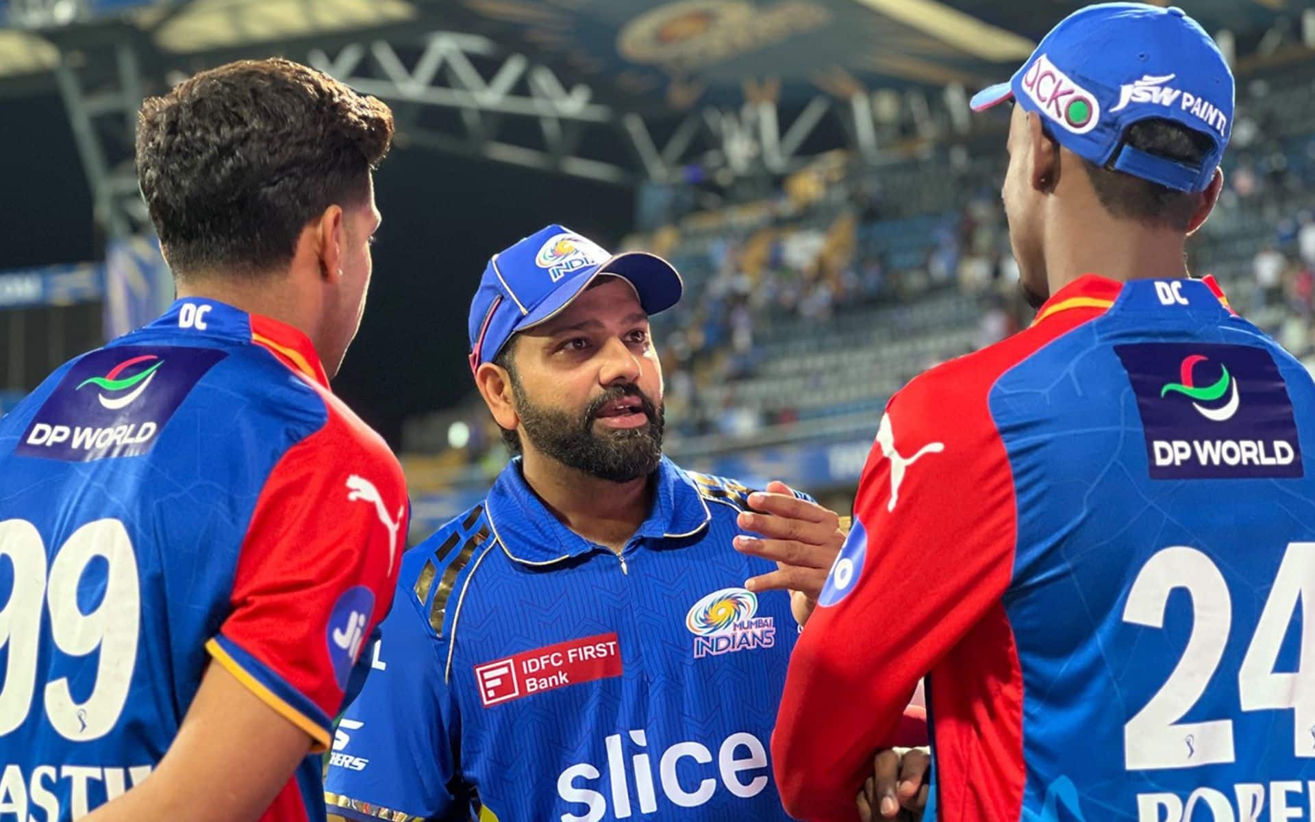 Rohit Sharma talking to DC's youngsters [IPLT20]